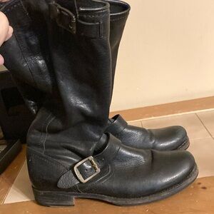 Frye boots 10B‎